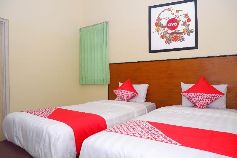 Hotel Pelangi Indah Semarang Eksteriør billede