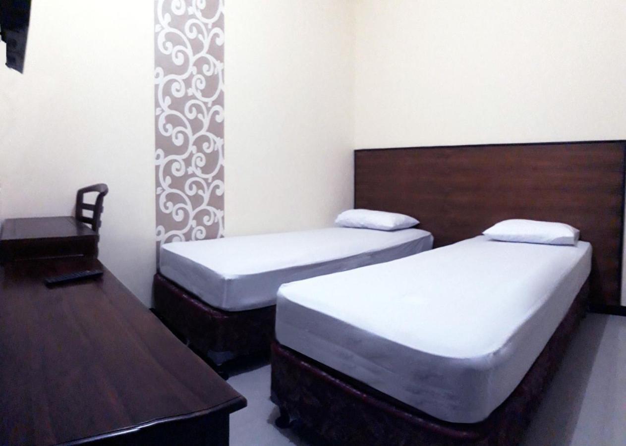 Hotel Pelangi Indah Semarang Eksteriør billede