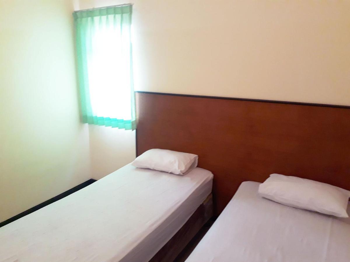 Hotel Pelangi Indah Semarang Eksteriør billede